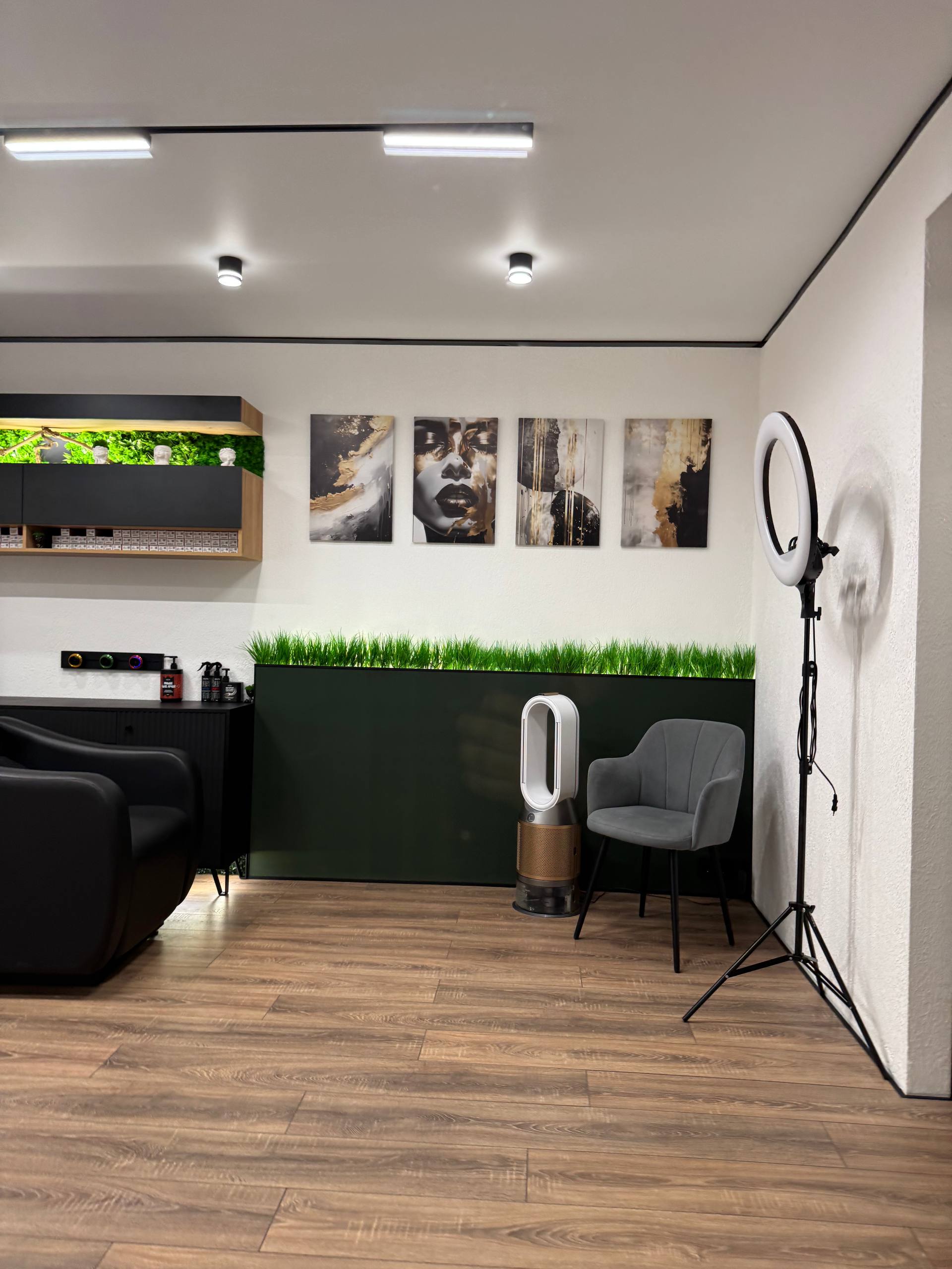 Интерьер салона Хижина красоты 2